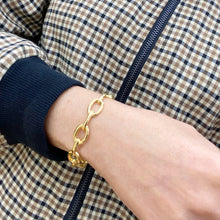 Load image into Gallery viewer, Haidy Curb Link Bracelet