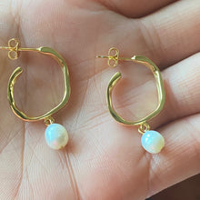 Load image into Gallery viewer, Letizia Pearl Hoop