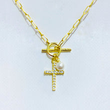 Load image into Gallery viewer, Alis Cross Necklace