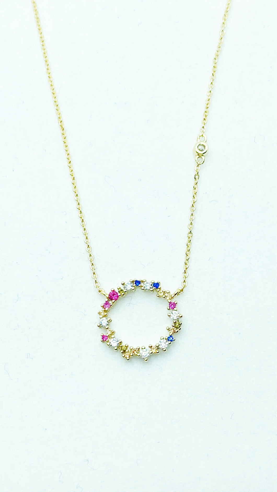 Decor Raimbow Circle Necklace