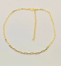 Load image into Gallery viewer, Paper Clip Chain
